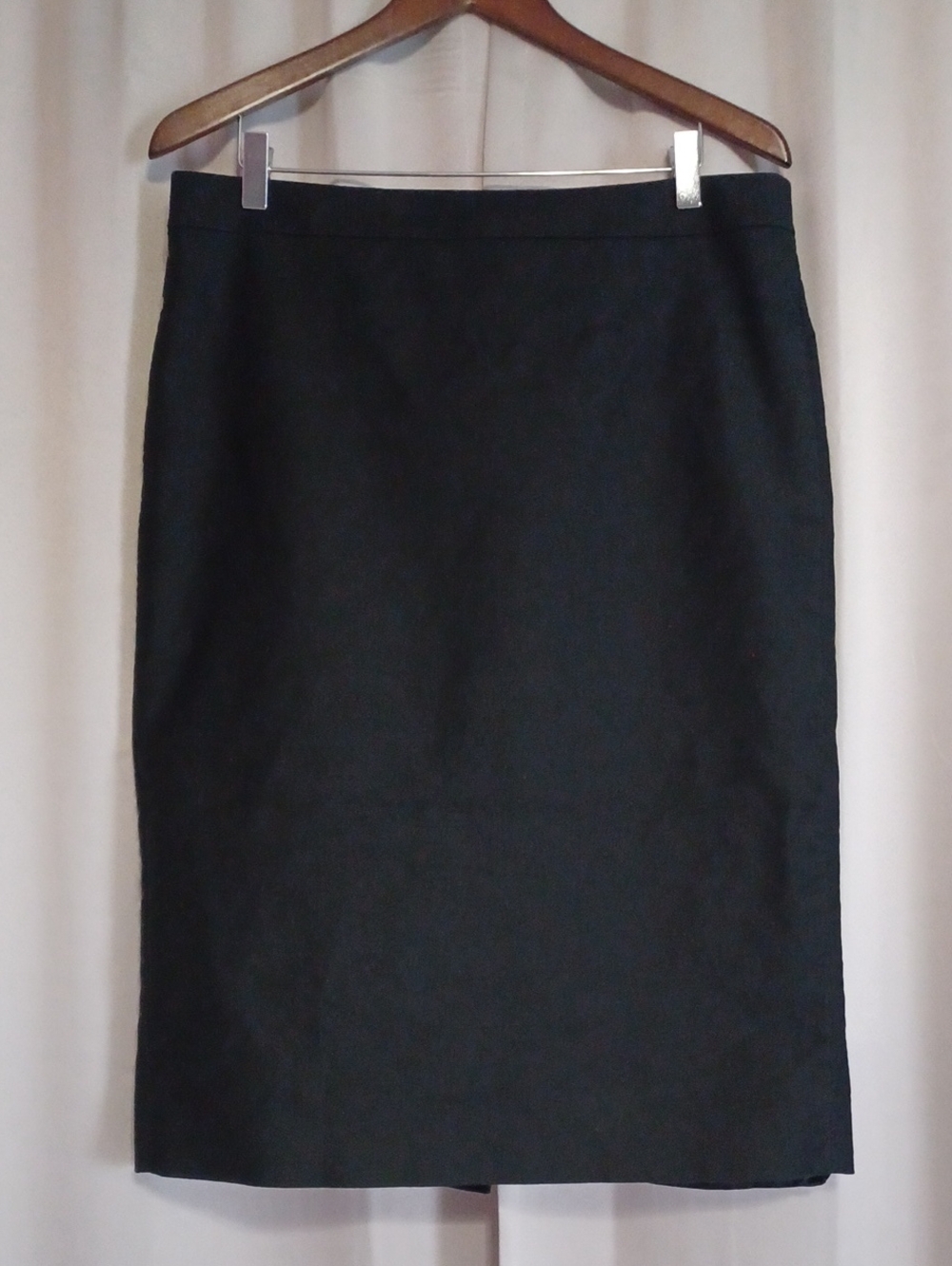 J. Crew Kelly Pencil Skirt Sz 14 Black Midi Length Classic Minimalist Capsule